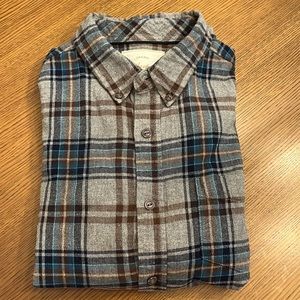 Weatherproof Vintage Brand Men’s XL Gray, Blue, & Brown Plaid Flannel Shirt
